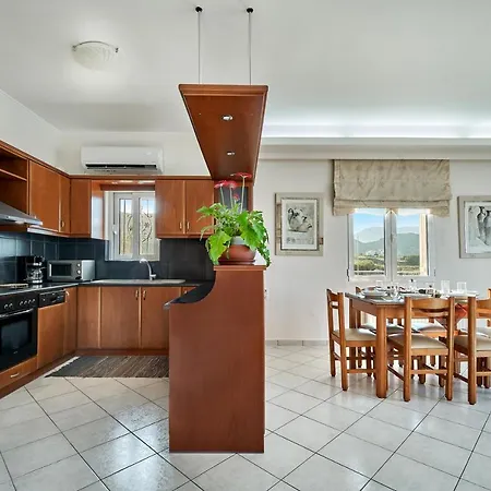 Sea View House *
